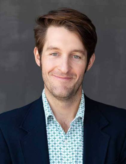 Headshot of Nathan Dize